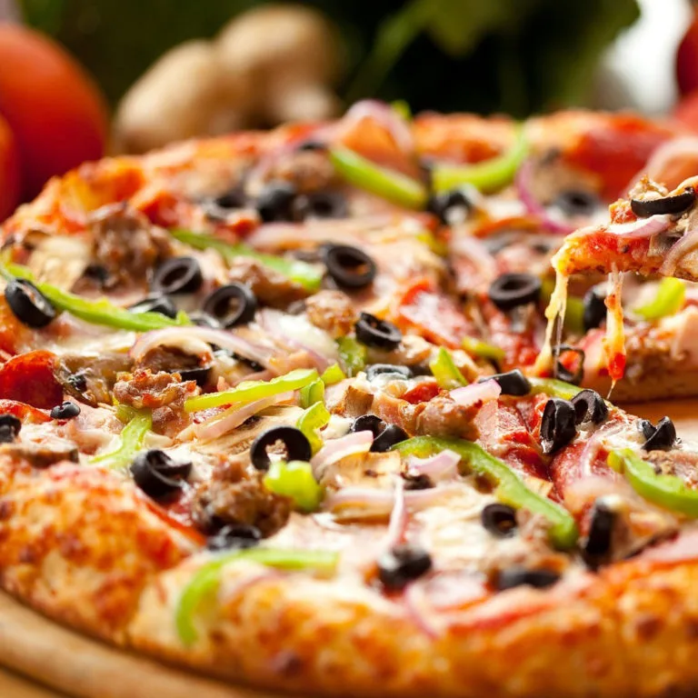 Supreme Pizza Edmonton Italian-Indian Fusion Pizza